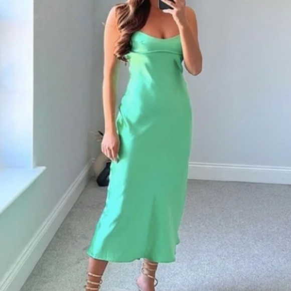 Zara Dresses & Skirts - Green Maxi Dress Size M